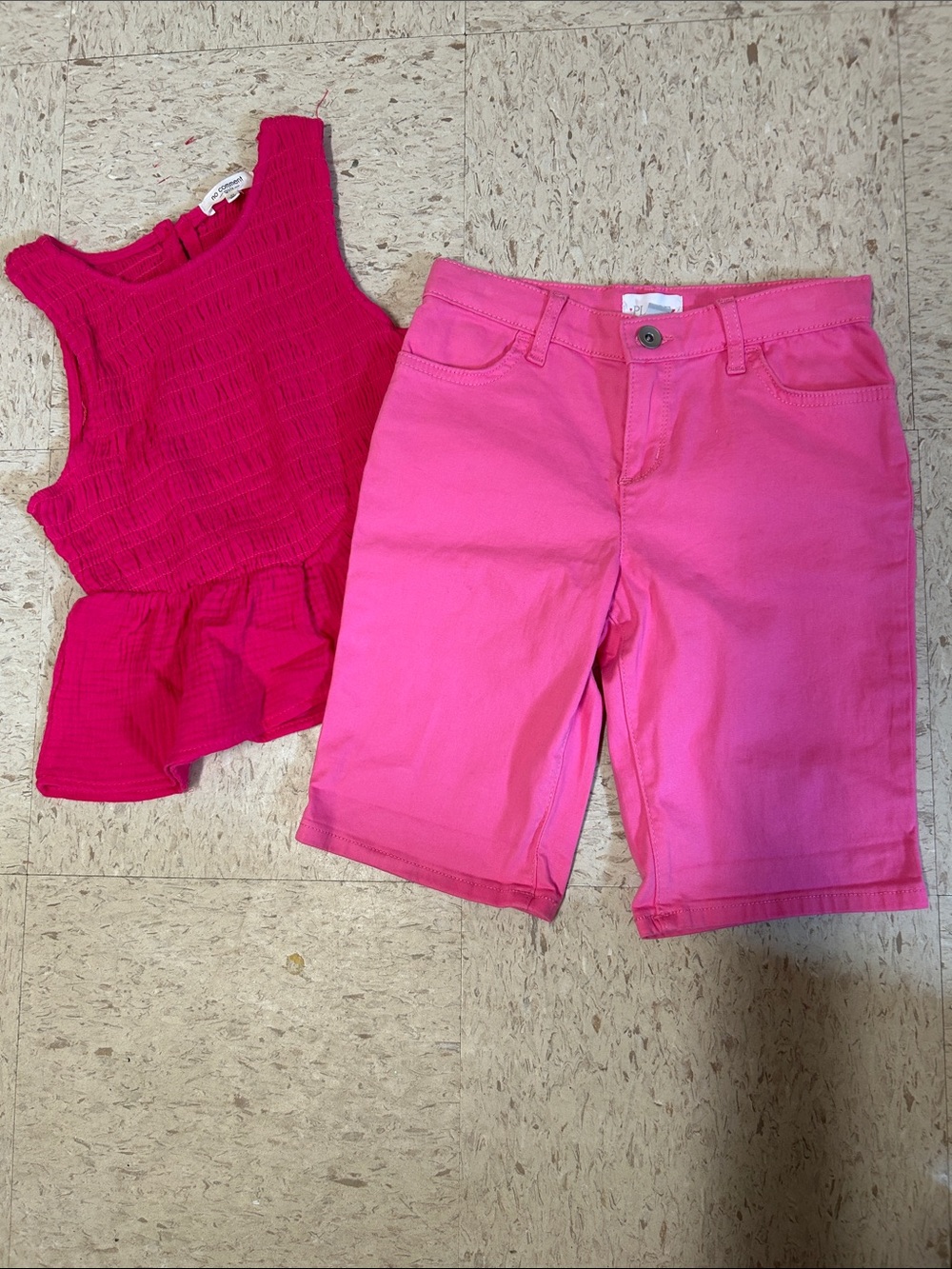 The Children's Place Pink Pull-On Bermuda Shorts and no comment top size 10-12